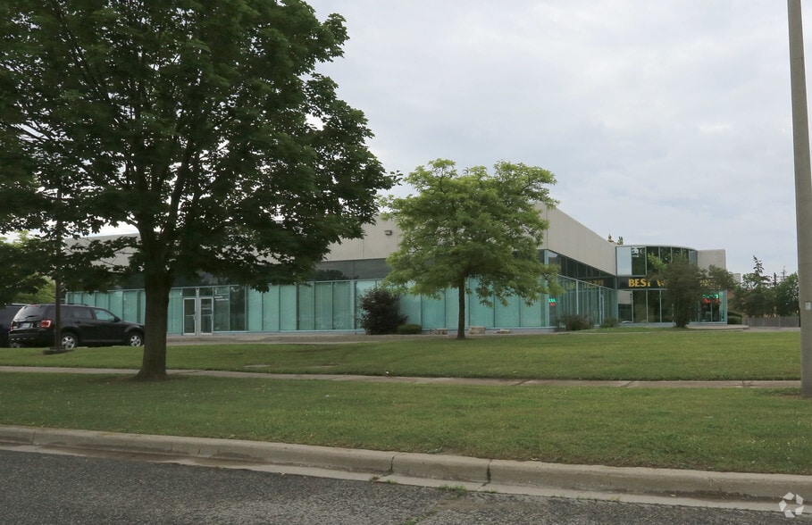 More Photos Of 1 Select Ave, Toronto Warehouse For Lease