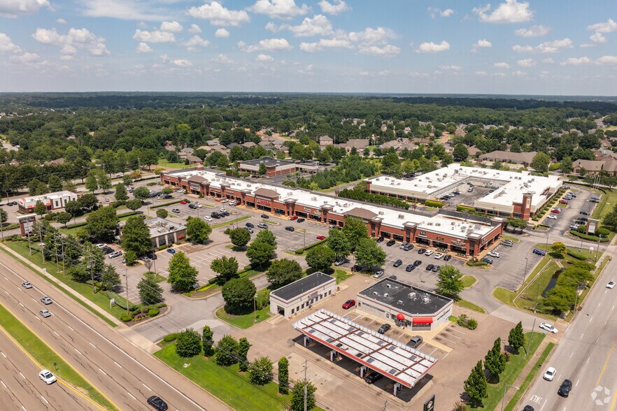 More Photos Of 1250 N Germantown Pky, Cordova General Retail For Lease