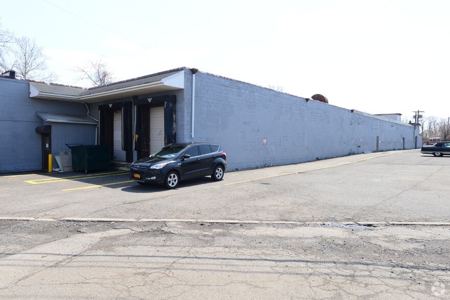 More Photos Of 6-9 Park Pl, Lodi Warehouse For Sale