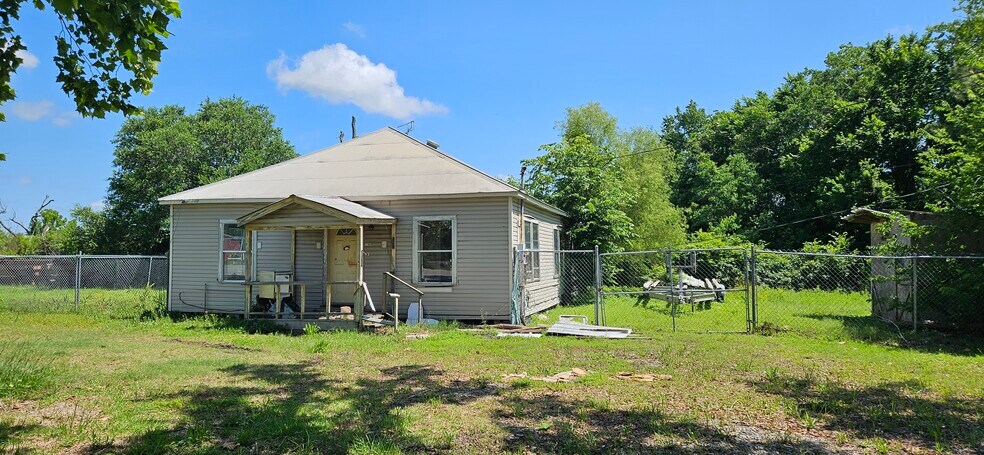 More Photos Of 19618 E Highway 6, Alvin Land For Sale