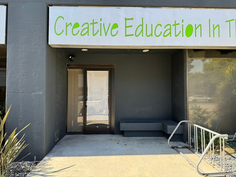 More Photos Of 12401 Wilshire Blvd, Los Angeles Medical For Lease