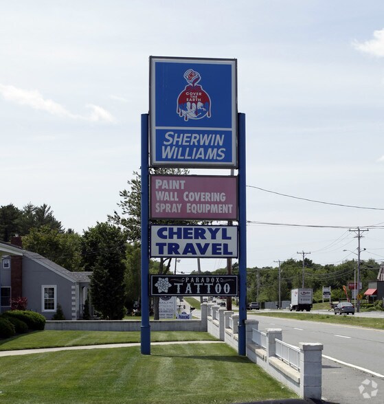 More Photos Of 643 State Rd, North Dartmouth Warehouse For Lease