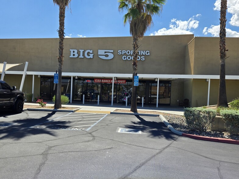 More Photos Of 2465 E Palm Canyon Dr, Palm Springs Unknown For Lease