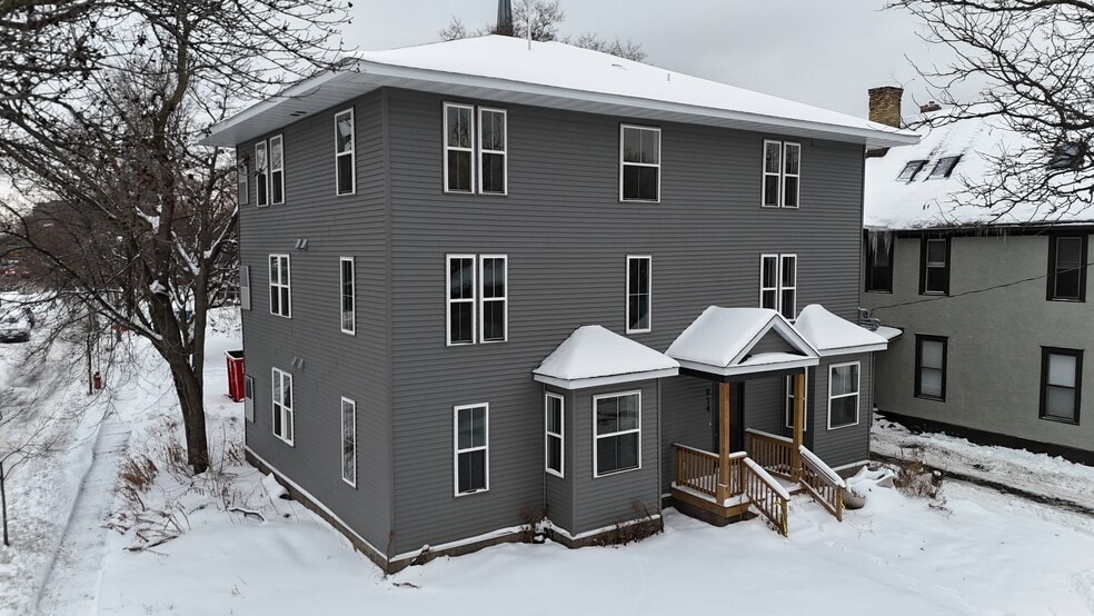 Primary Photo Of 814 6th St SE, Minneapolis Apartments For Sale