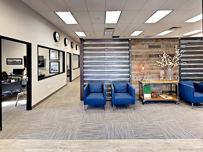 More Photos Of 1733 N Greenfield Rd, Mesa Medical For Lease