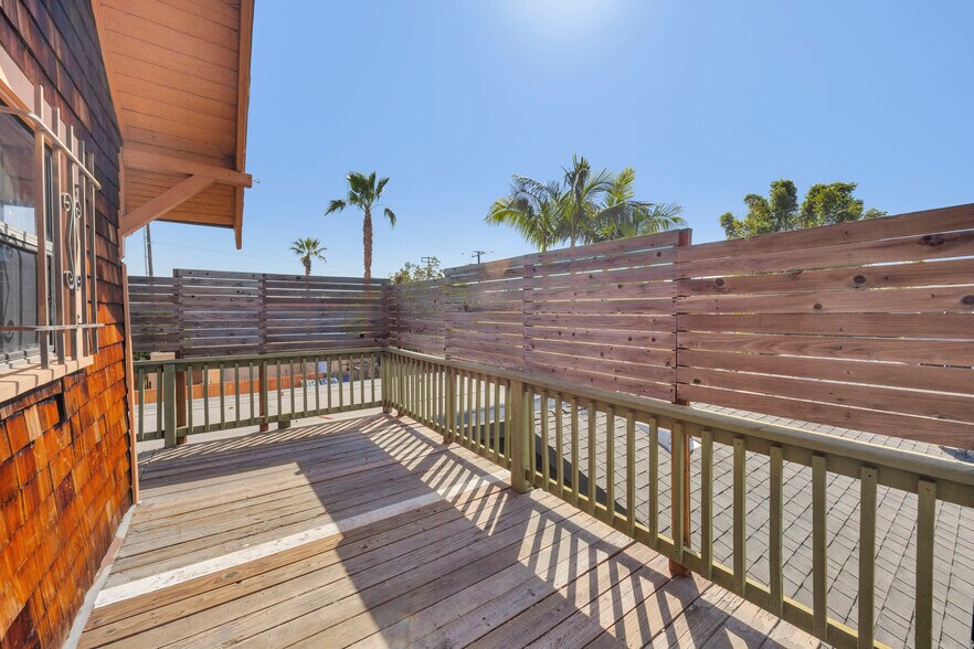 More Photos Of 1242 E 7th St, Long Beach Multifamily For Sale