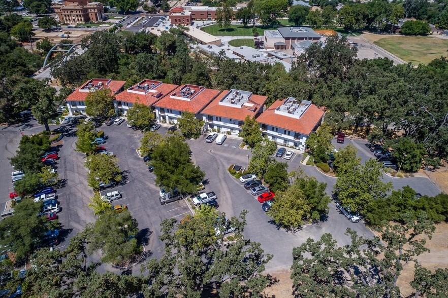 More Photos Of 5955 Capistrano Ave, Atascadero Office For Lease