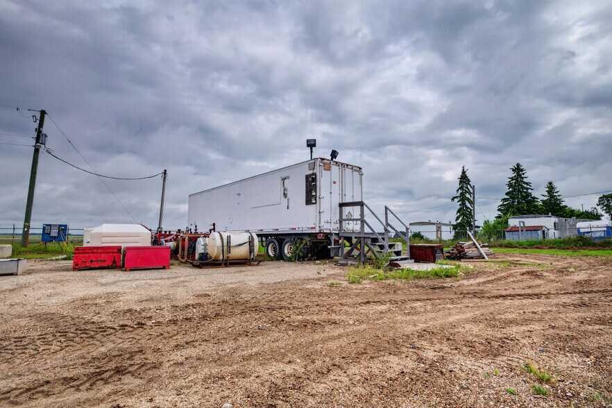 More Photos Of 5130 52 Avenue, Bruderheim Land For Sale