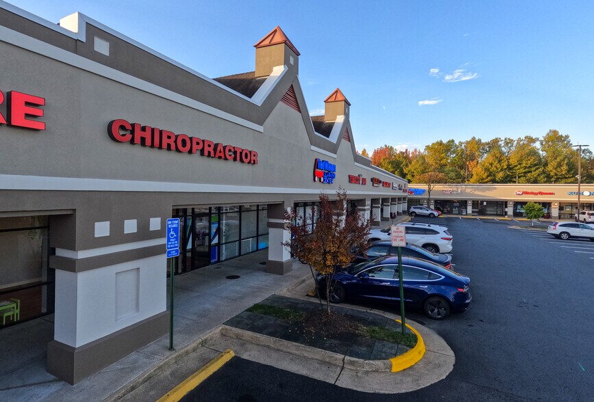 More Photos Of Telegraph Rd, Alexandria General Retail For Lease