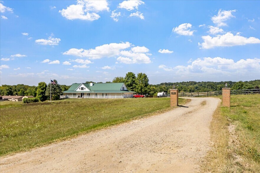 More Photos Of 7233 National Rd, Thornville Land For Sale