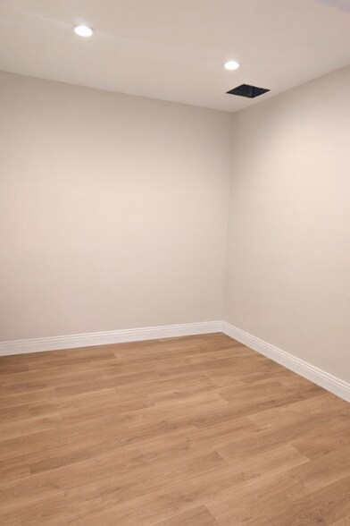 More Photos Of 15814 Winchester Blvd, Los Gatos Medical For Lease