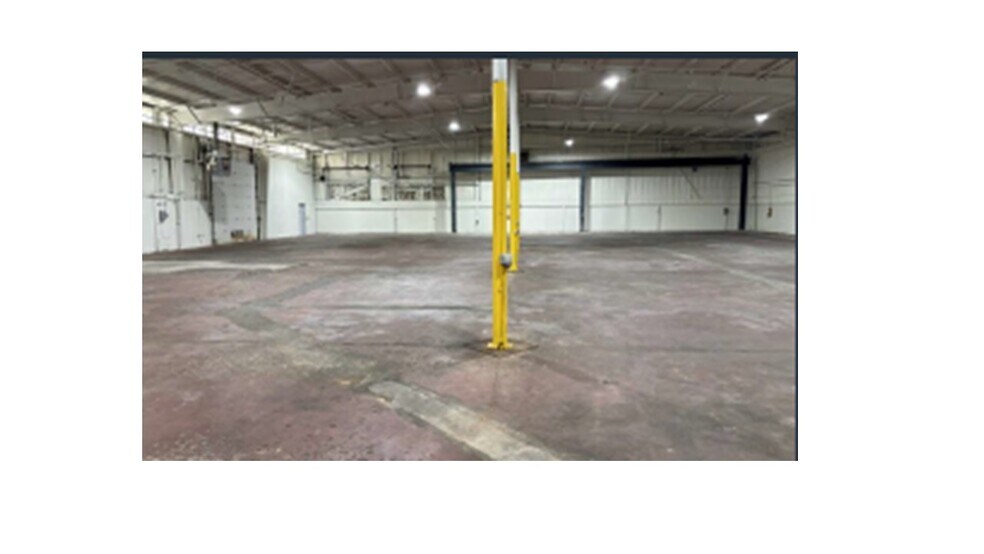 More Photos Of 185 Huntingdon Ave, Waterbury Industrial For Sale