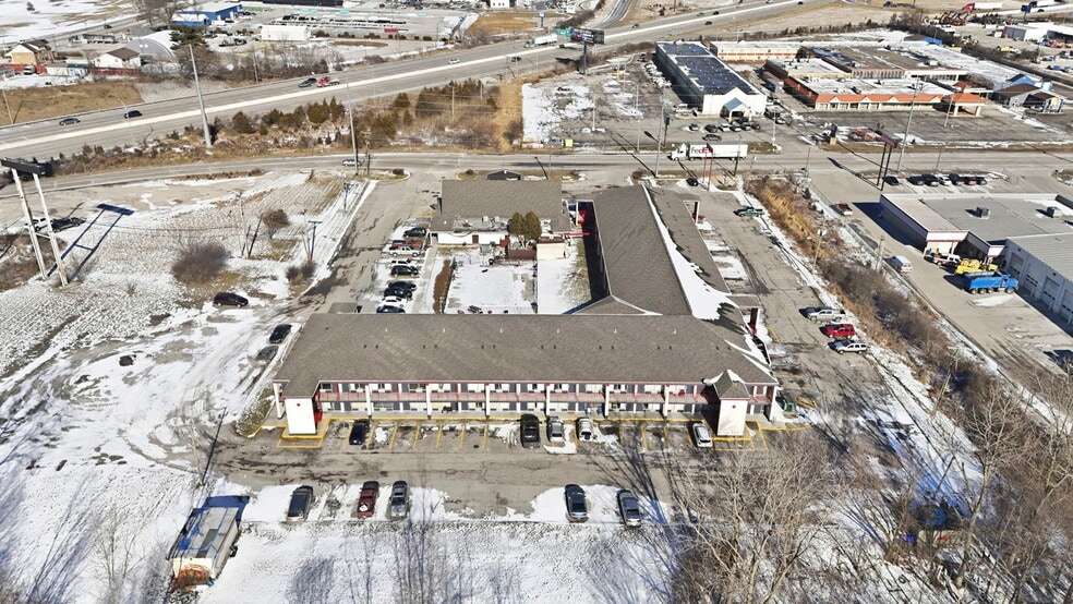 More Photos Of 3527 W Coliseum Blvd, Fort Wayne Hotel For Sale