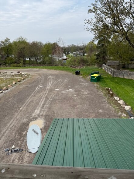 More Photos Of 11935 E Lennon Rd, Lennon Restaurant For Sale