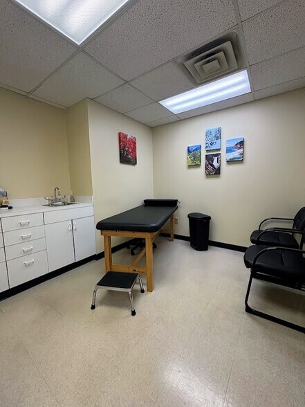 More Photos Of 660 Cooper Rd, Westerville Medical For Sale