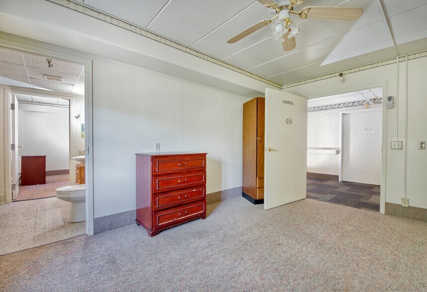 More Photos Of 1500 McKinley Ave, Niles Assisted Living For Sale