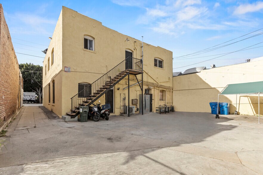 More Photos Of 1611-1615 E Cesar E Chavez Ave, Los Angeles Apartments For Sale