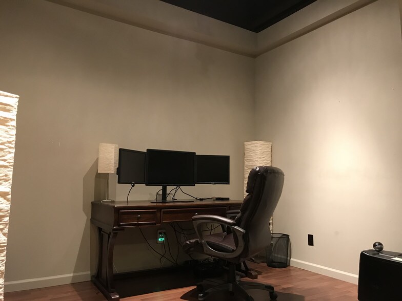 More Photos Of 125 E Main St, Monroe Storefront Retail Office For Sale