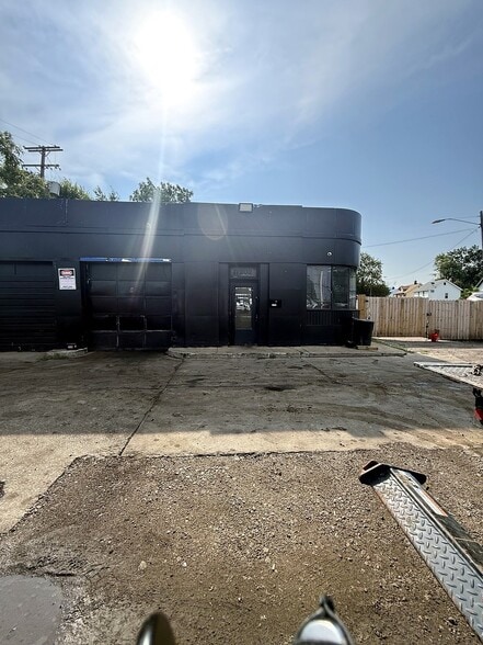 More Photos Of 17202 Saint Clair Ave, Cleveland General Retail For Sale