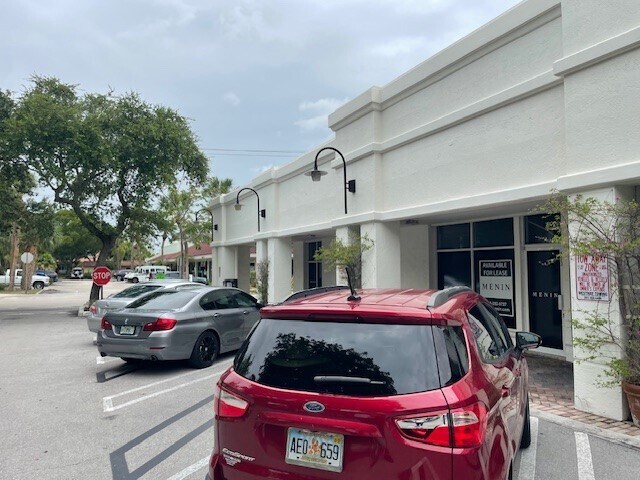 More Photos Of 241 NE 2nd Ave, Delray Beach Storefront For Lease