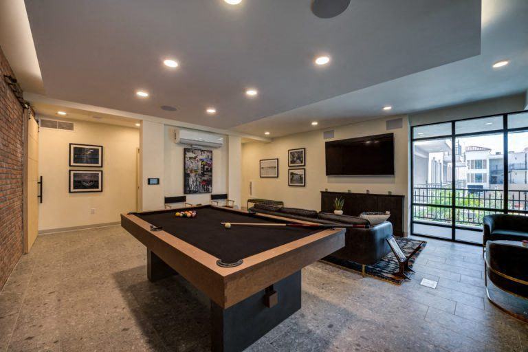 More Photos Of 1710 E Thousand Oaks Blvd, Thousand Oaks Apartments For Lease