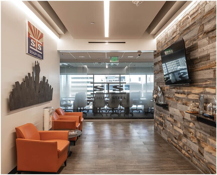 More Photos Of 3003 N Central Ave, Phoenix Office For Lease