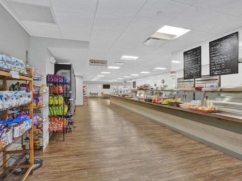 More Photos Of 120 Bloomingdale Rd, White Plains Office For Lease