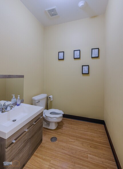 More Photos Of 340 Maple St, Frederick Specialty For Sale