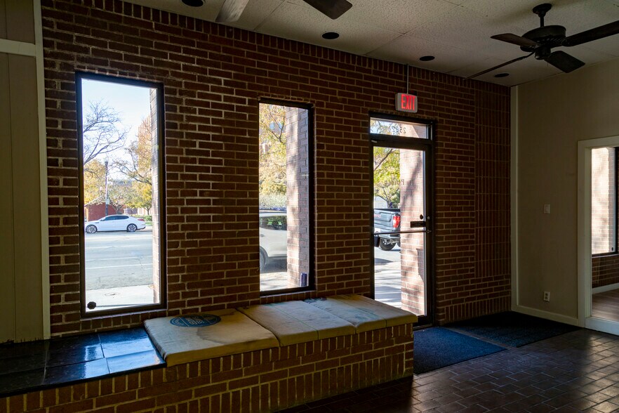 More Photos Of 2562 Washington Blvd, Ogden Loft Creative Space For Lease