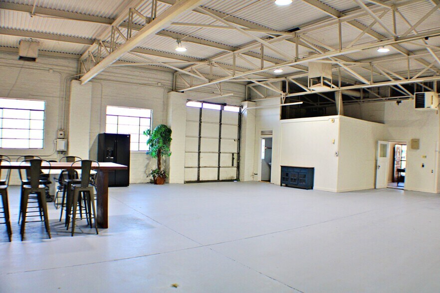More Photos Of 1500 Wyoming Ave, El Paso Auto Repair For Lease
