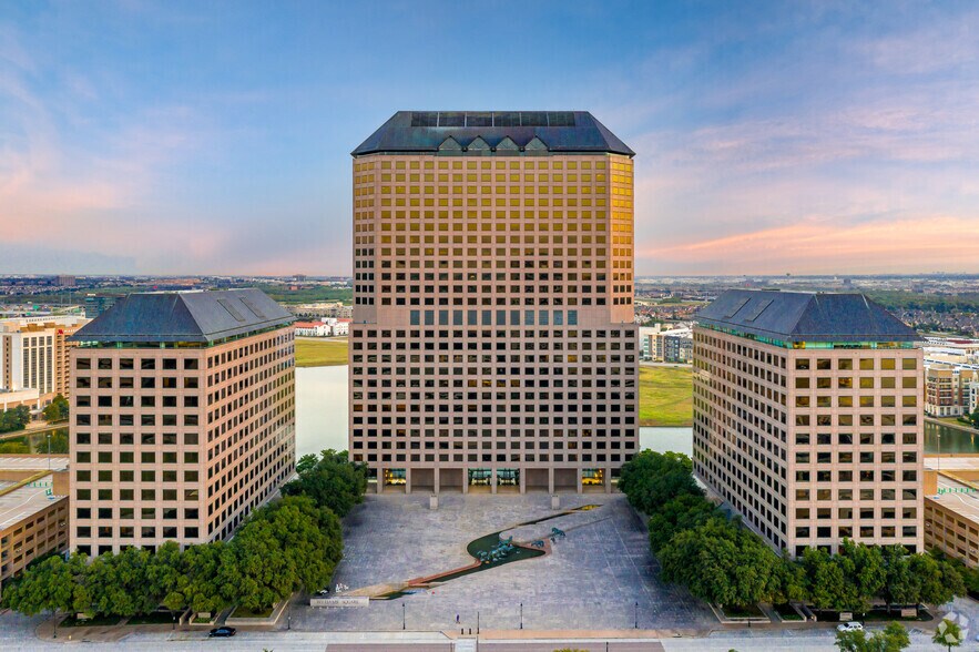 Primary Photo Of 5215 N O Connor Blvd, Irving Office For Lease