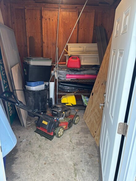 More Photos Of 1747 Oakdale Ave, Green Bay Apartments For Sale