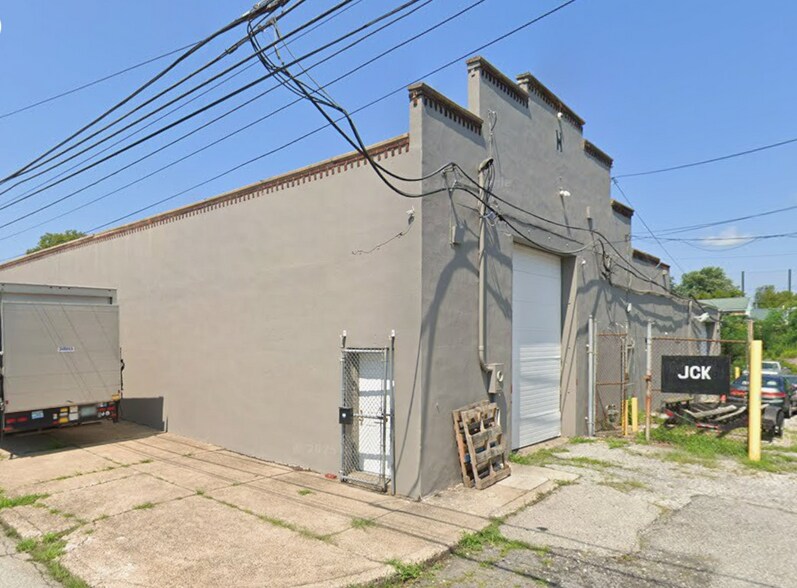 Primary Photo Of 1400 Remington St, Chester Warehouse For Lease