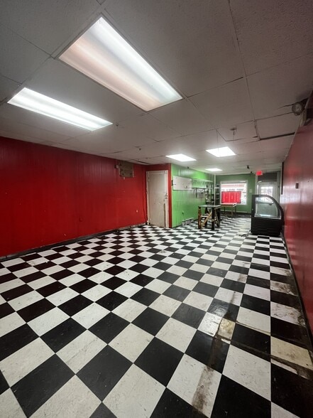 More Photos Of 966 State St, New Haven Storefront Retail Residential For Lease