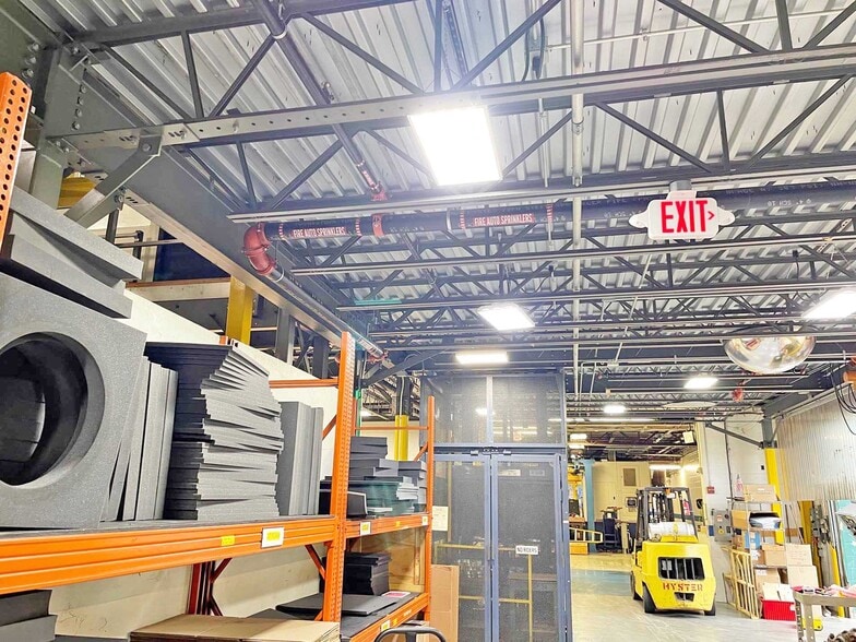 More Photos Of 120 Hazle St, Wilkes Barre Manufacturing For Sale