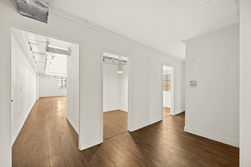 More Photos Of 5712-5714 Lankershim Blvd, North Hollywood Storefront Retail Office For Lease