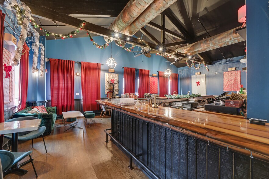 More Photos Of 285 Glenwood Ave, Bloomfield Restaurant For Sale