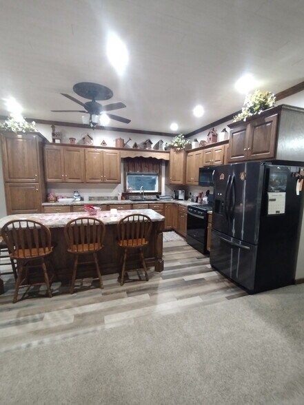 More Photos Of 131 Main St, Worthville Restaurant For Sale