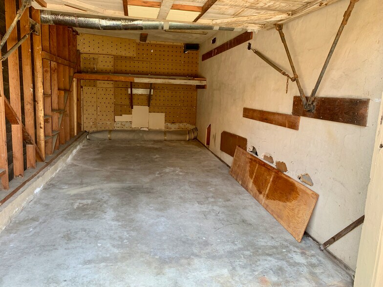More Photos Of 375 Aster St, Laguna Beach Apartments For Sale