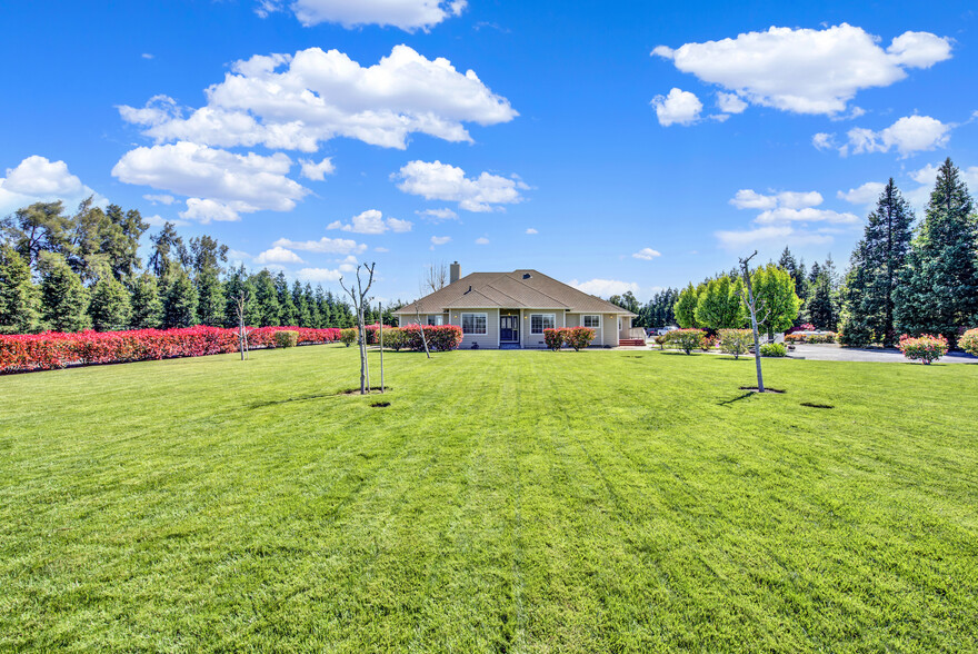 More Photos Of 5050 Melissa Ln, Vacaville Light Manufacturing For Sale