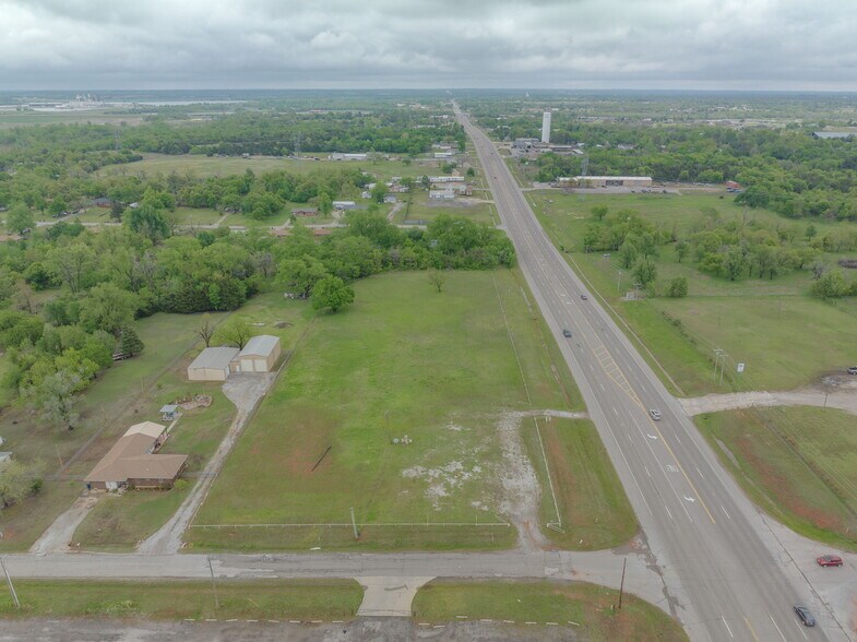 More Photos Of 18001 23rd, Harrah Land For Sale