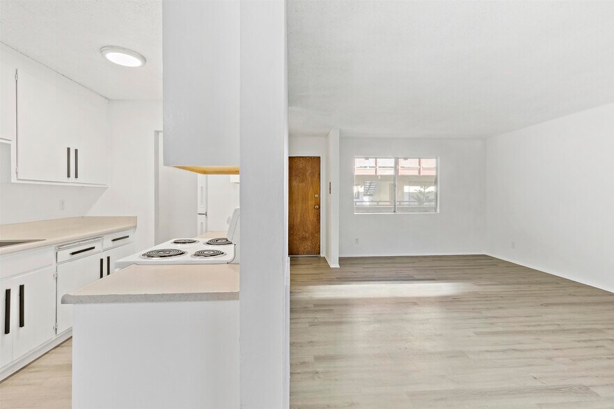 More Photos Of 2820 Park Blvd, Oakland Apartments For Sale