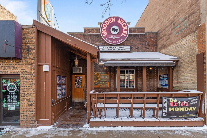 More Photos Of 217 E College Ave, Appleton Restaurant For Sale