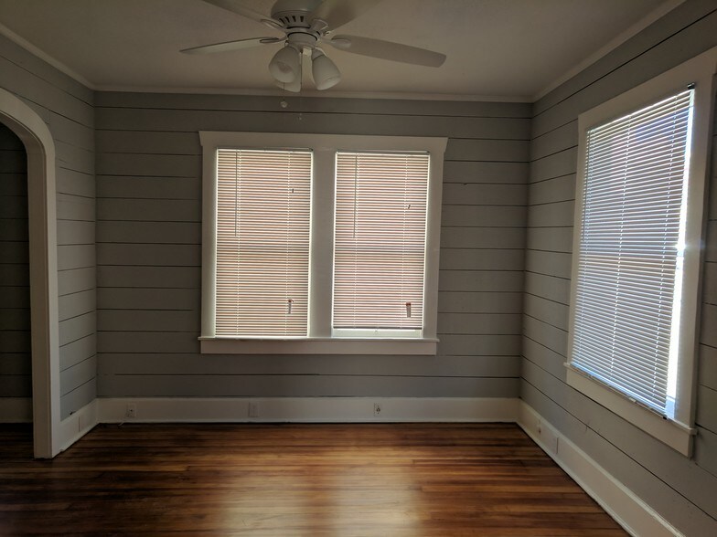 More Photos Of 1702 San Antonio St, Austin Office For Lease