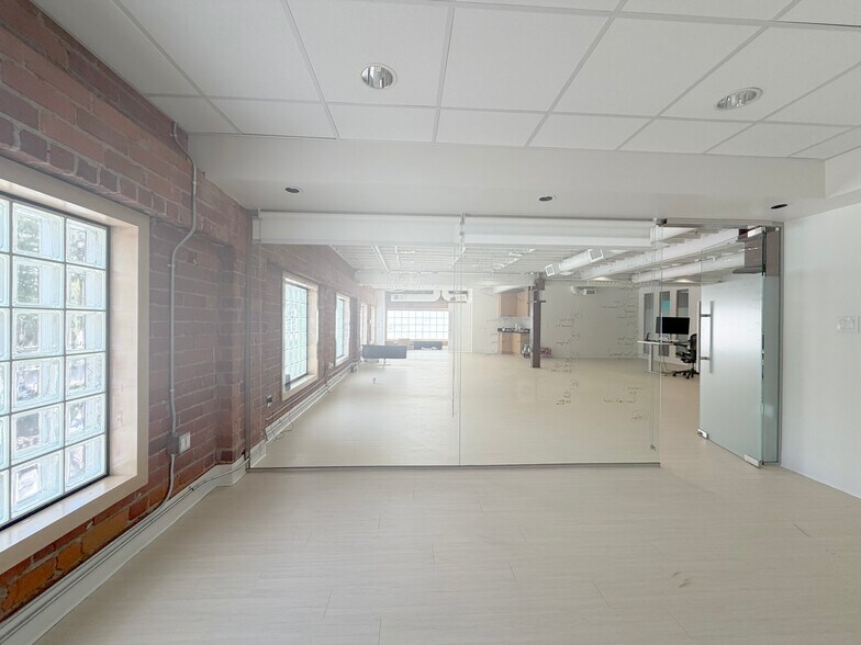 More Photos Of 201 Wilshire Blvd, Santa Monica Loft Creative Space For Lease