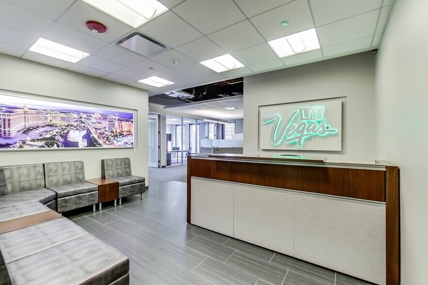 More Photos Of 455 N Cityfront Plaza Dr, Chicago Office For Lease