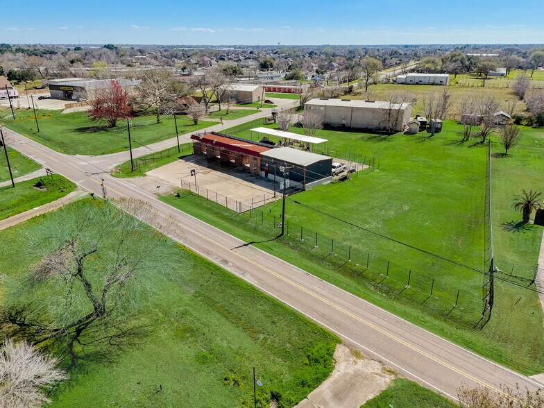 More Photos Of 6034 Brookside Rd, Pearland Carwash For Sale