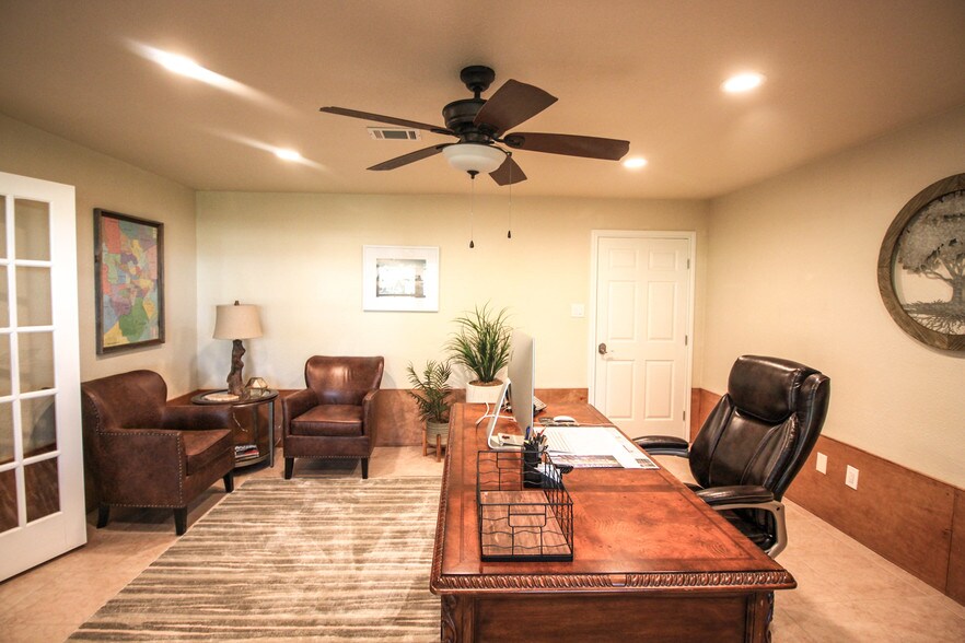 More Photos Of 16607 Mueschke Rd, Cypress Office Residential For Sale