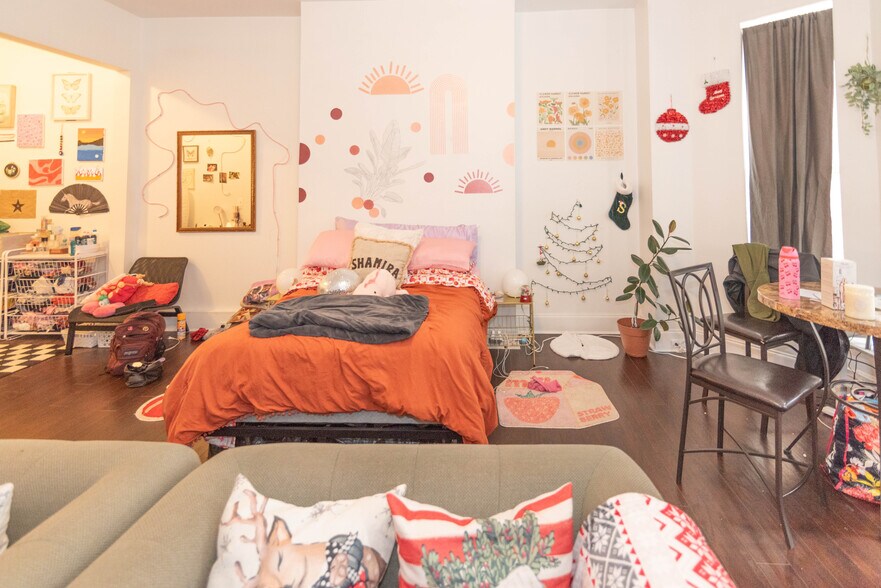 More Photos Of , Baltimore Multifamily For Sale