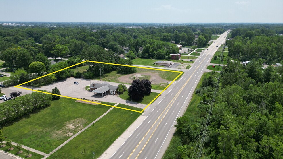 More Photos Of 21333 Telegraph Rd, Brownstown Township Bank For Sale